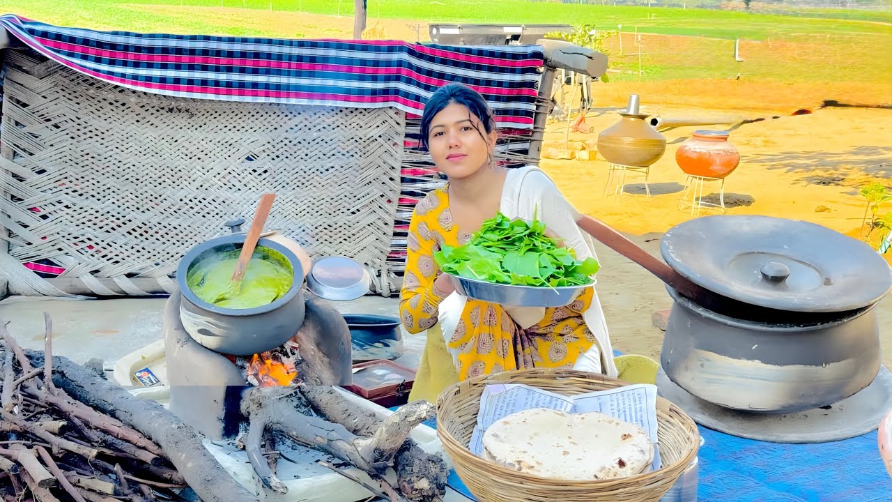 Cooking Palak Chana in Desi Style on Mud Chulha In Village #desilifestyle