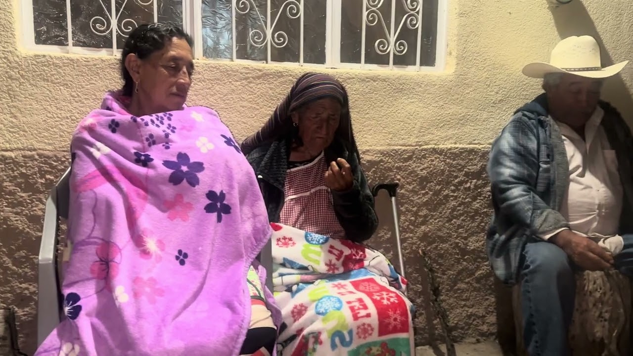 Mi abuelita- Oración de Pedro Líbranos por tu caridad y amor 