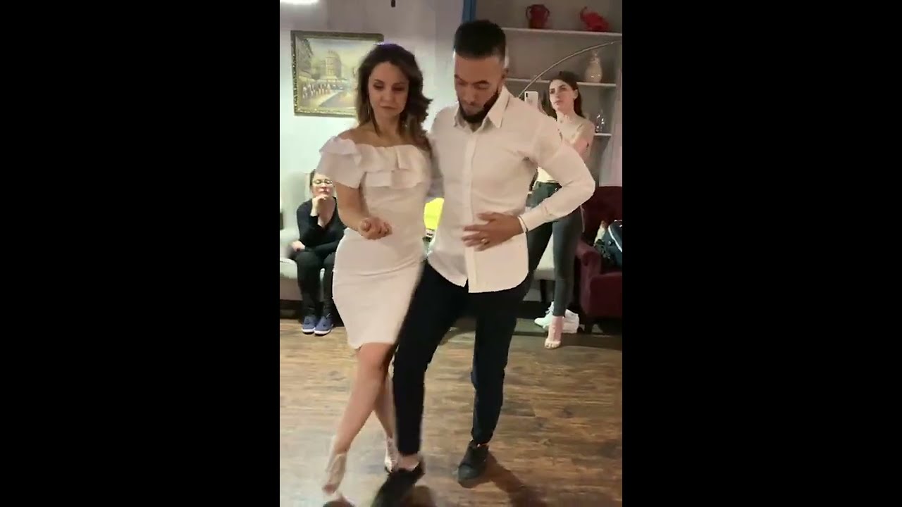 @Thebattlekizz(The Battle Kizz) & Oksana, Song: DJ L VICE AND DJ LOWELO 2021