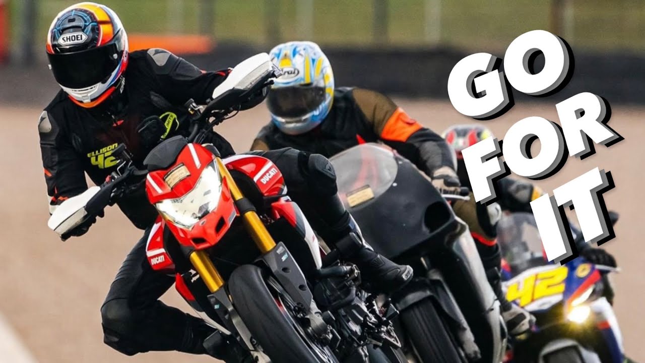 Ducati 2022 HyperMotard 950 SP Donington NoLimits Track Day Feb 22-2-22