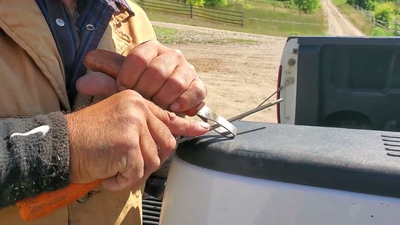 Sharpening a Loop Knife