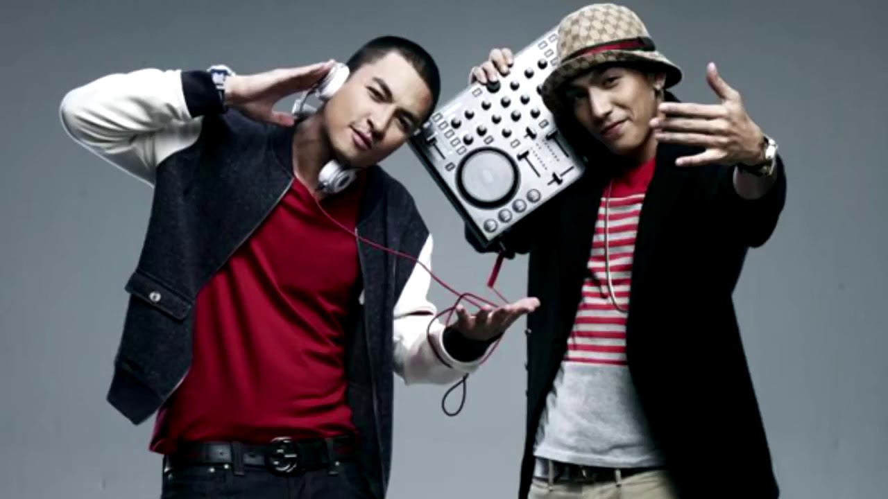 ต่อยกับเพื่อนกูมั้ย twopee southside