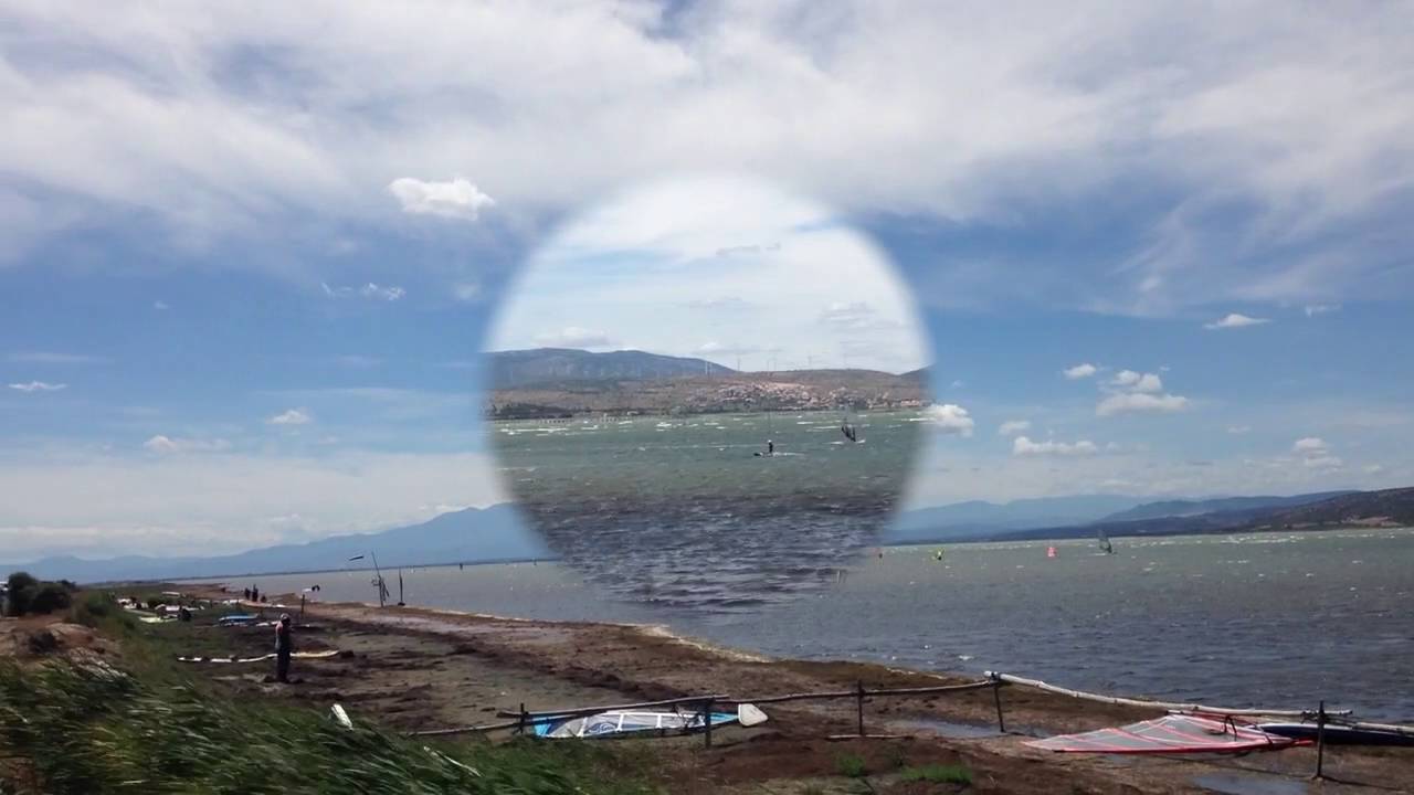 Windsurf sur l'étang de Leucate un jour de tramontane (le 06.08.2016)