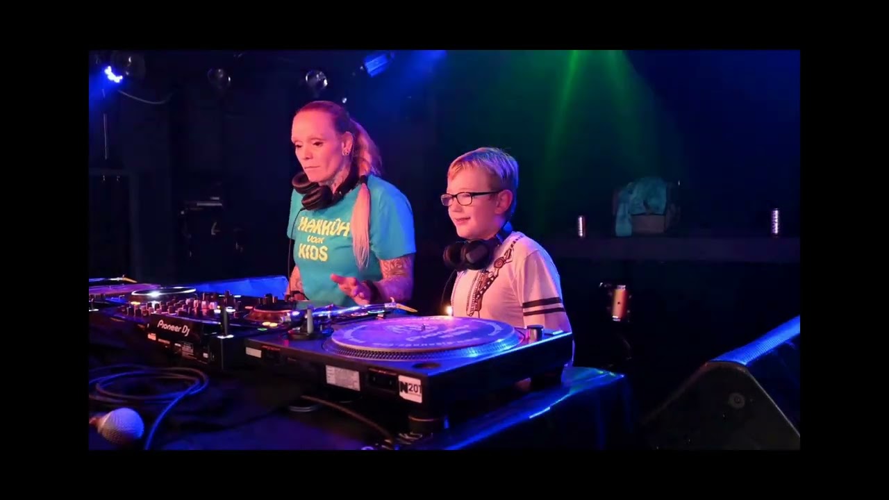 Hakkuh voor kids 2023  ....... 90 minuten live featuring