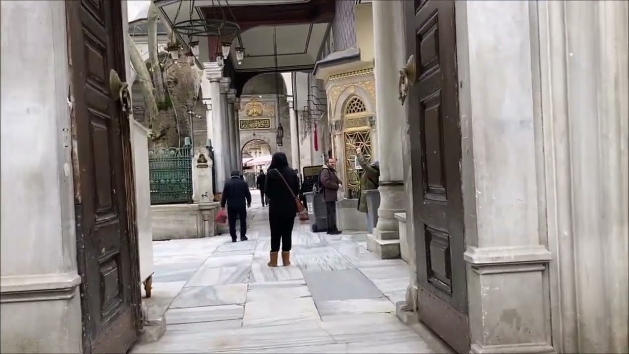 Eyup Sultan Camii - Ikindi Namazi ve Camii cevresi - Istanbul