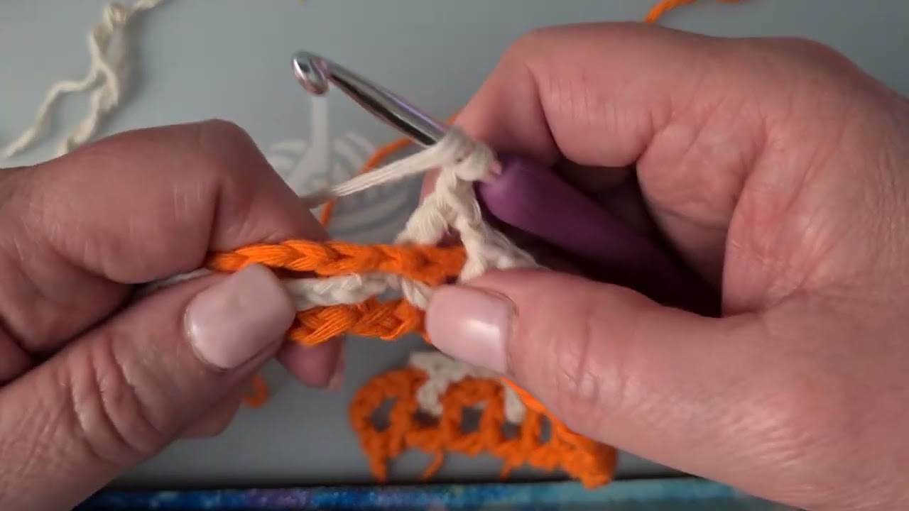 Interlocking filet haken, toer 2 opzet met solid window