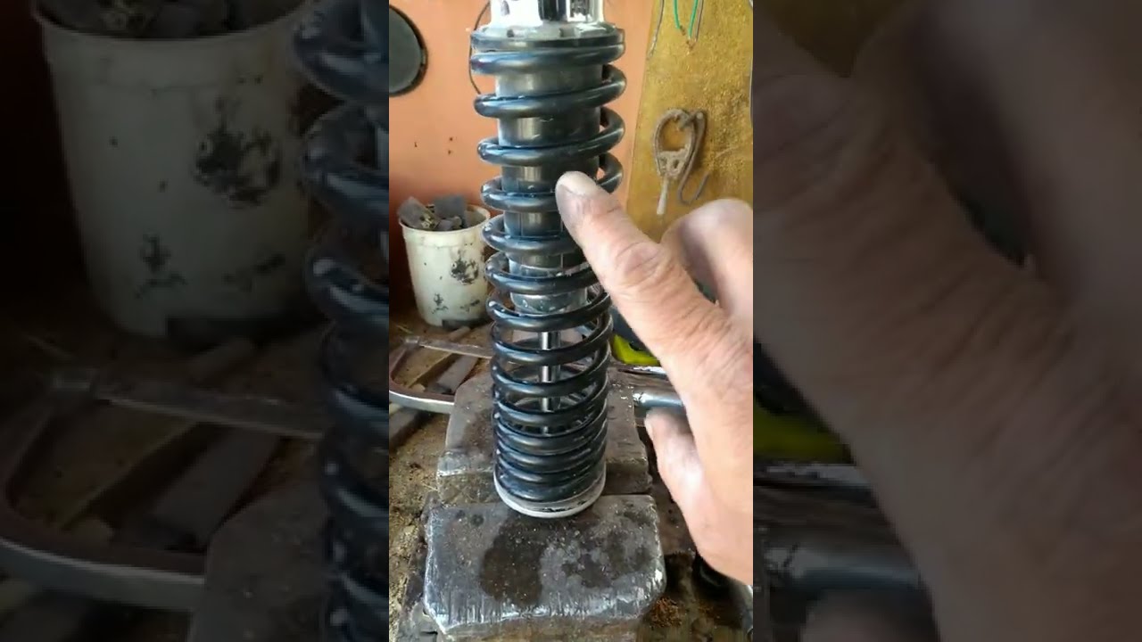 como reparar amortiguador italika (tencion de resorte)