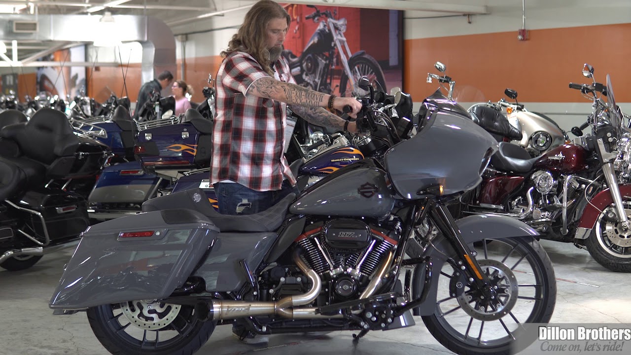 2018 Harley Davidson CVO Road Glide