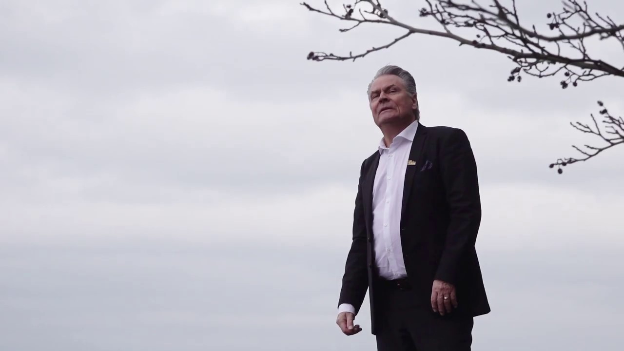 Towe Widerberg- Ett brev till himlen (video)