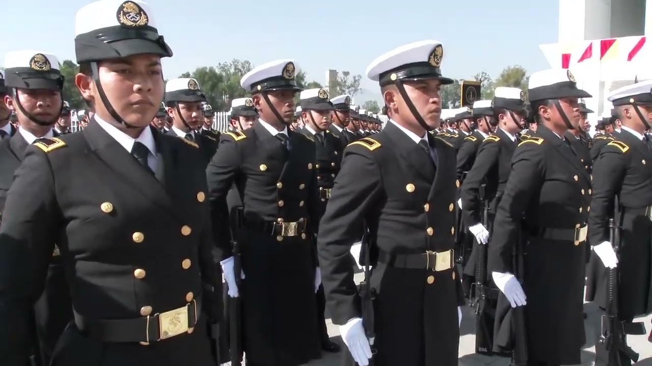 Jura de Bandera de los cadetes de primer año de la Escuela de Enfermería y Médico Naval, 2023