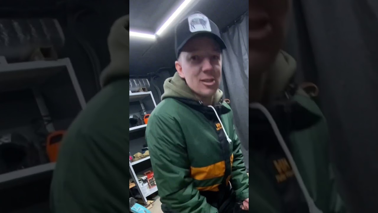 Обустраиваюсь в своем новом серваке🤙🏻🏍️ Vintage Garage customs 