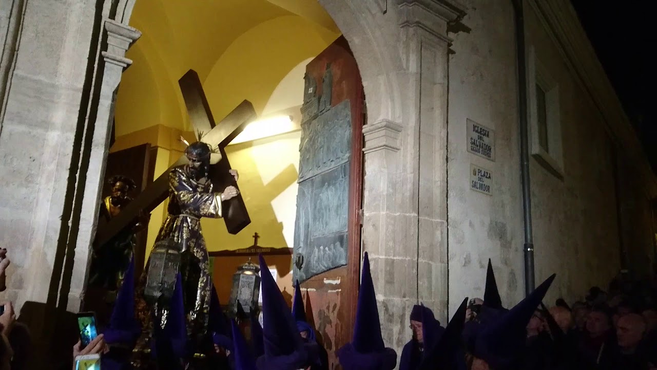 Salida Jesús (turbas). Semana Santa Cuenca 2018