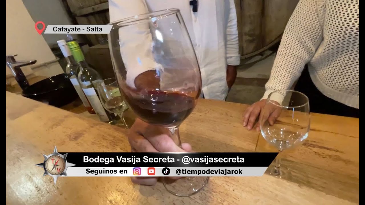 “VASIJA SECRETA: El viñedo más mágico de Cafayate 🍷✨ Historia, vino y paisajes únicos en Salta”