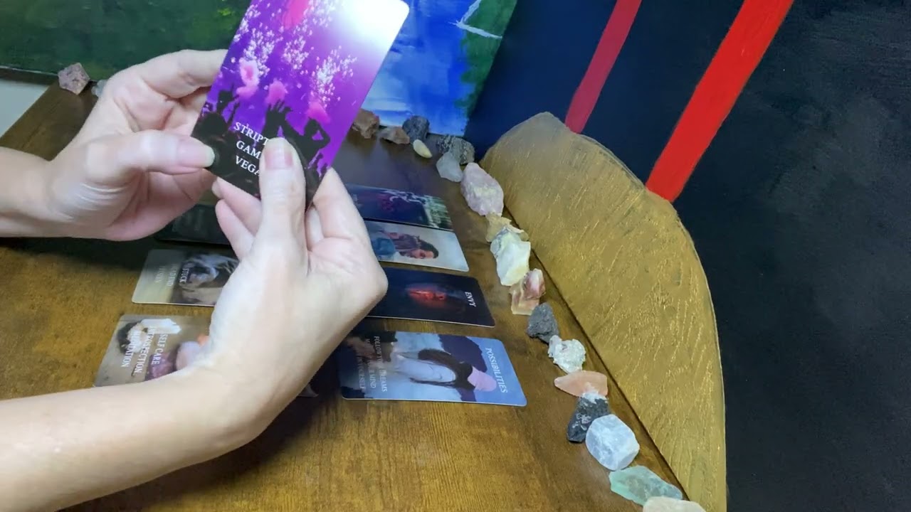 What’s going on in this connection?  😢 💔  #tarot #relationshiptarot 