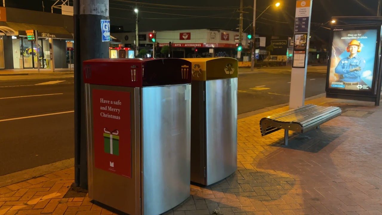 around Clayton Station area 3AM - سطل زباله