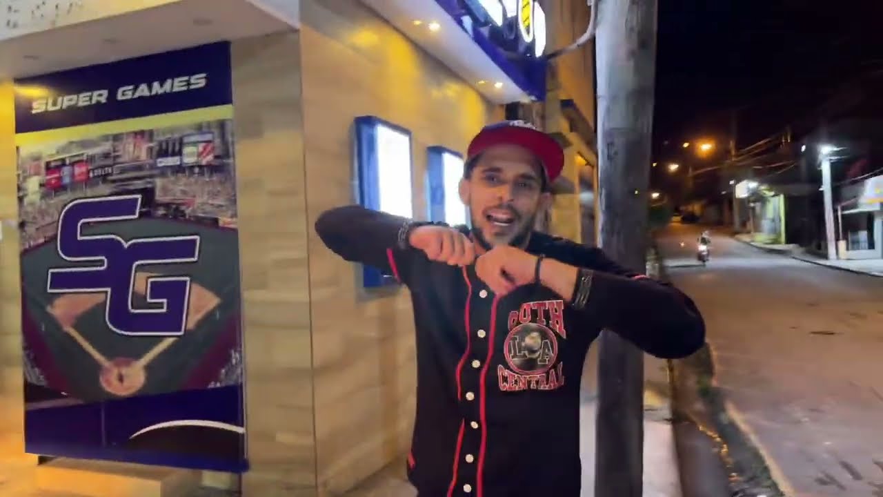 se prende la noche en el corre corre policial