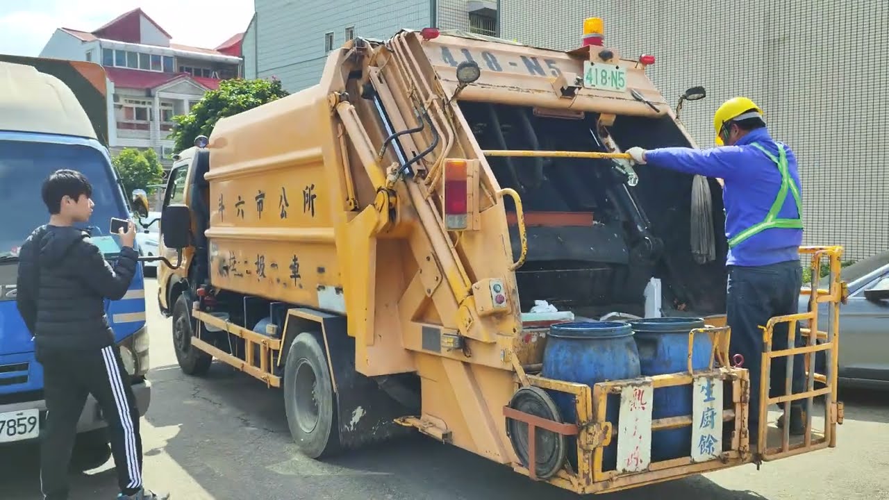雲林縣斗六市垃圾車418-N5(代收419-N5) 回收車KEN-6687(代收[新]回收車KEP-7223) @william.J.C.wilkie @yiyi0709