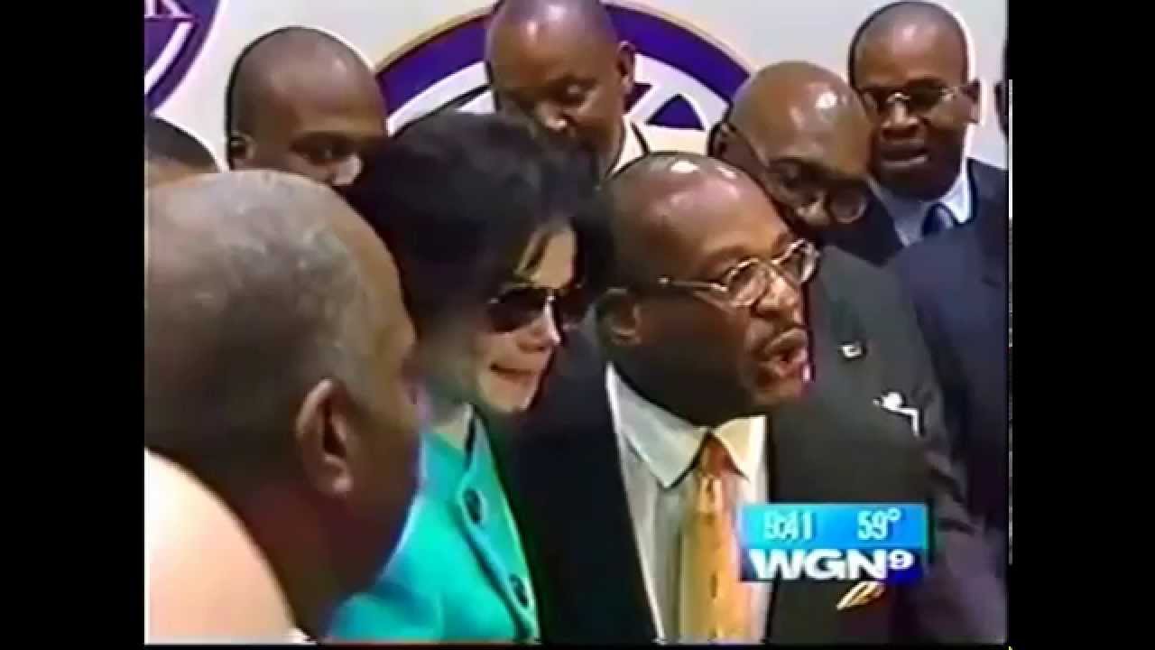 Michael Jackson Chris Tucker Marlon Jackson Willie Gary Jesse Jackson Cecil Fielder in Chicago 2003