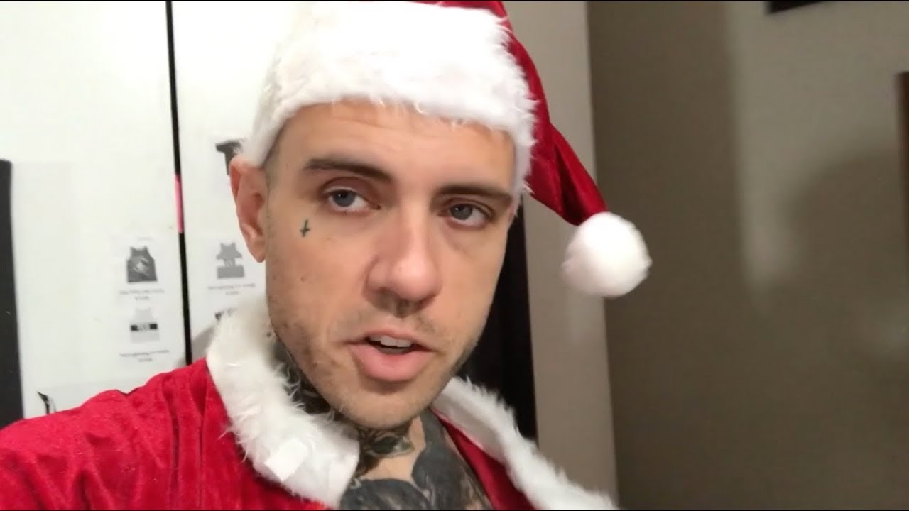 I got a million subscribers! I'm finally a man