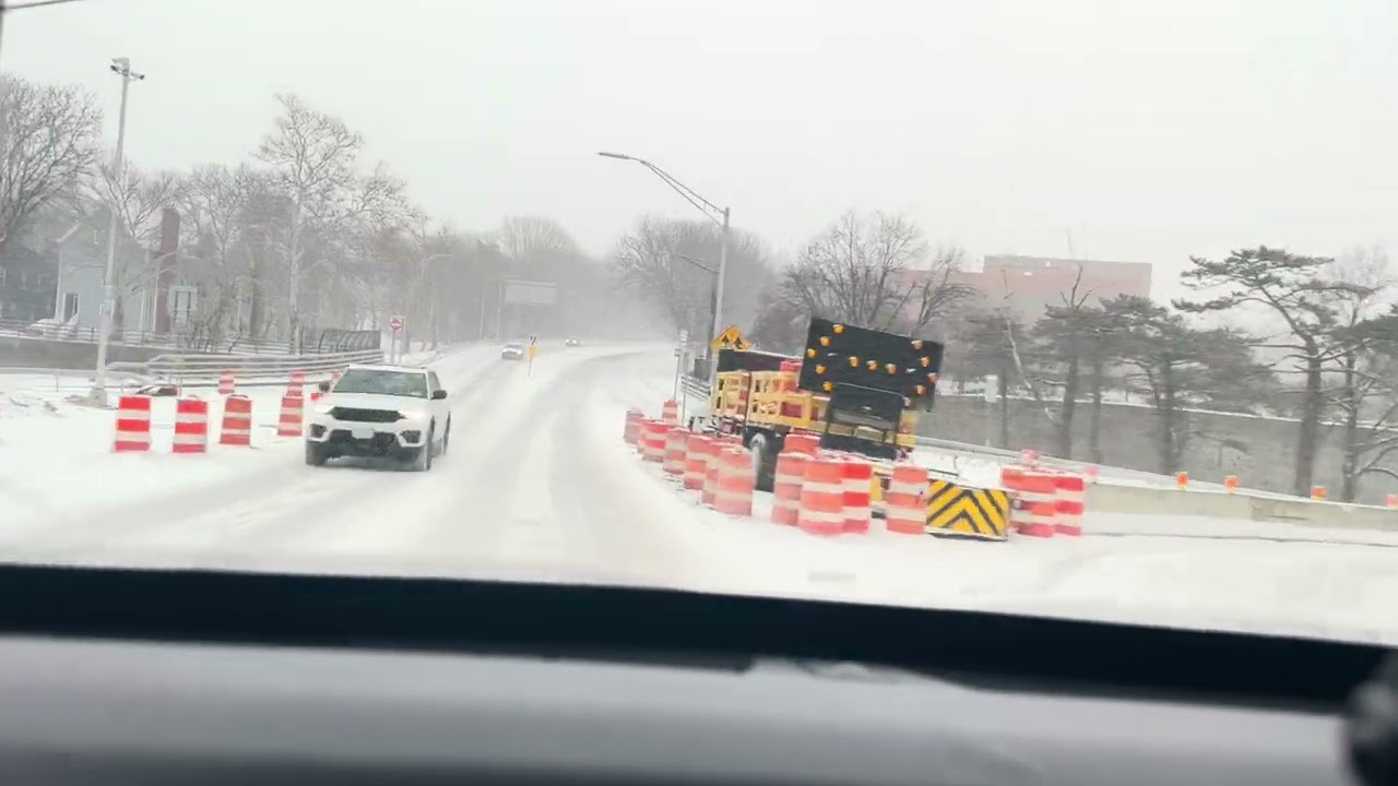 Heading To Mid Hudson Bridge at start of snow storm