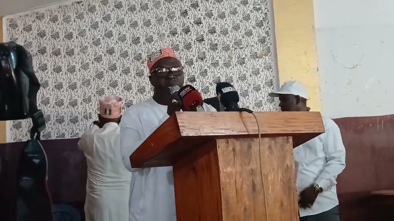 Hommage à notre flûtiste Barry babagale 