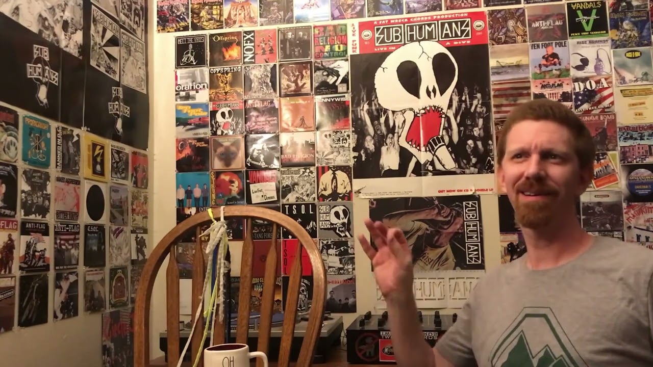 Shnootz - Reaction Video (ABBA - I Let the Music Speak)
