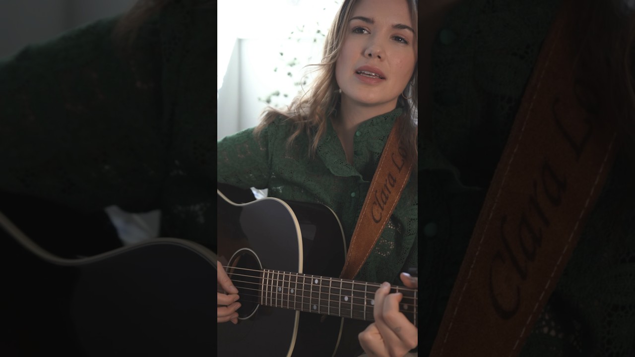 &sbquo;Deine Heimat&lsquo; live & akustisch 🏠  #singersongwriter #acoustic #deineheimat #claralouise