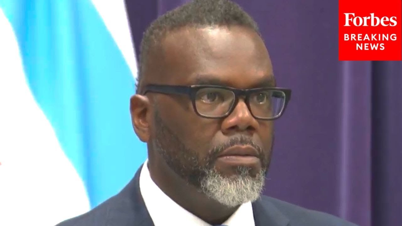 BREAKING NEWS: Chicago Mayor Brandon Johnson Holds Press Briefing After Deadly 4th Of July Weekend