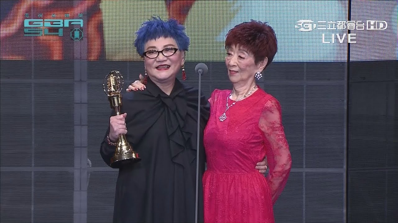 【金鐘54】終身成就獎，得獎人《張小燕》回顧她66年演藝路，94歲母親首度站台感動全場藝人！！