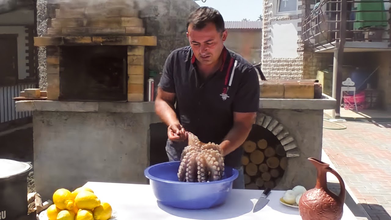 Octopus in wine. Grilled squid. Shrimp with Lemon | GEORGY KAVKAZ