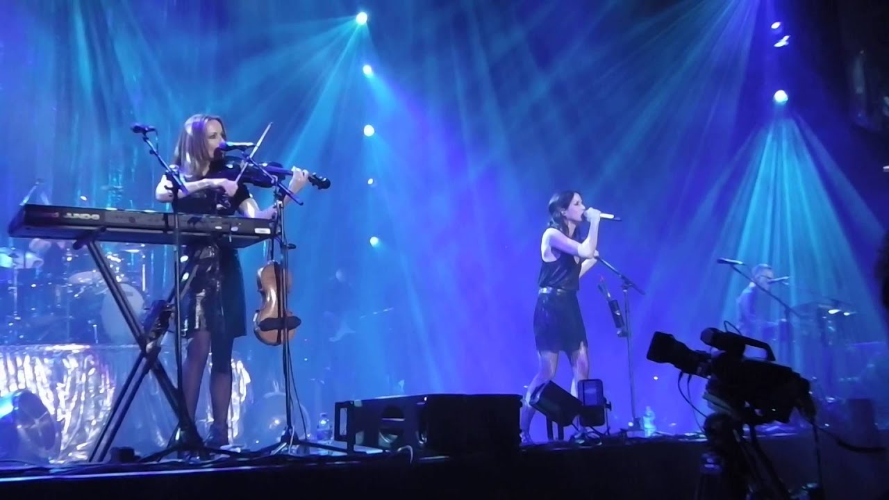 Corrs - Kiss Of Life - London 2016-01-23
