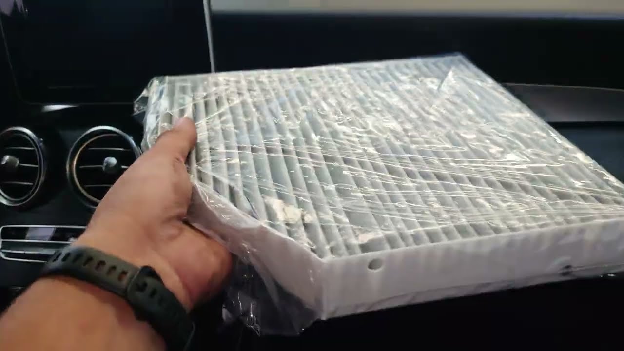 Remplazo filtro de cabina, Filtro de A/C Mercedes GLC 300 2019