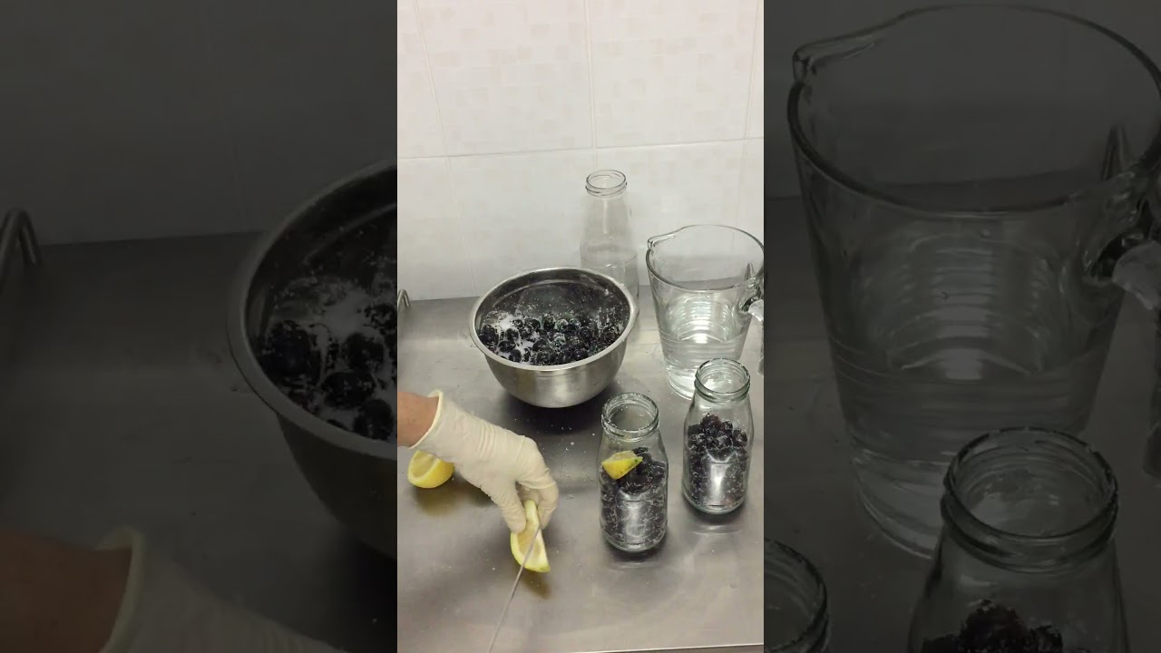 Olive nere in acqua e sale ricetta di Puglia