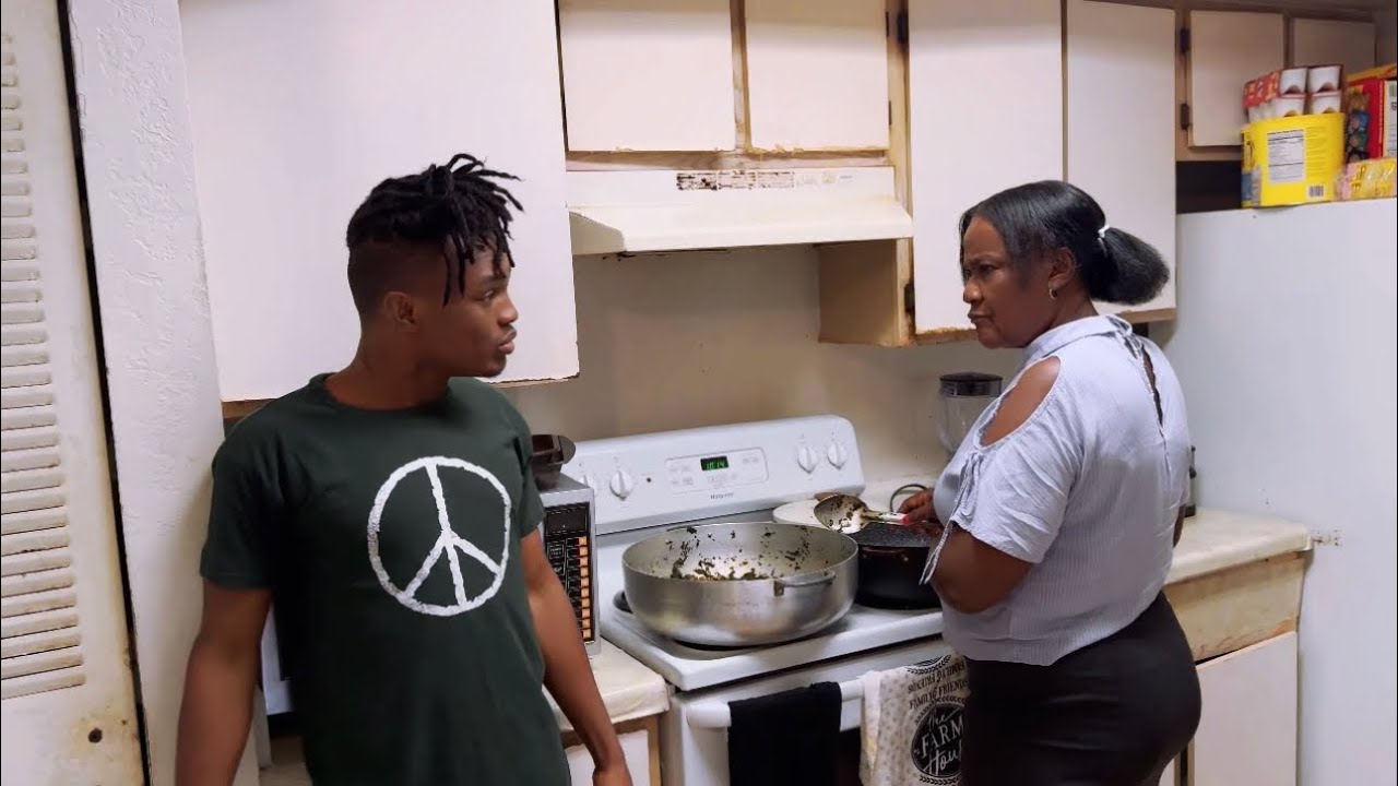Se Mwen ki bay Grann Mwen lod nan zafè manje😅 Gromanman ak Chagi fèm niche pye yo aprè