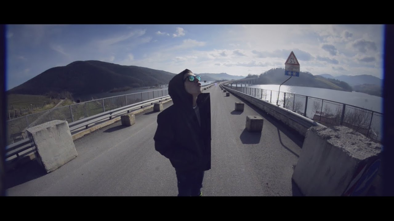 Riky B feat.Giulia - Fantastica Illusione (Official Music Video)