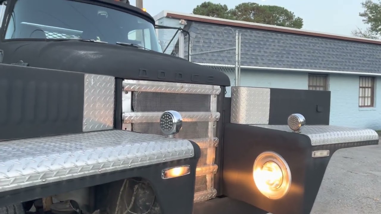 1977 DODGE C800 413 Still Alive!