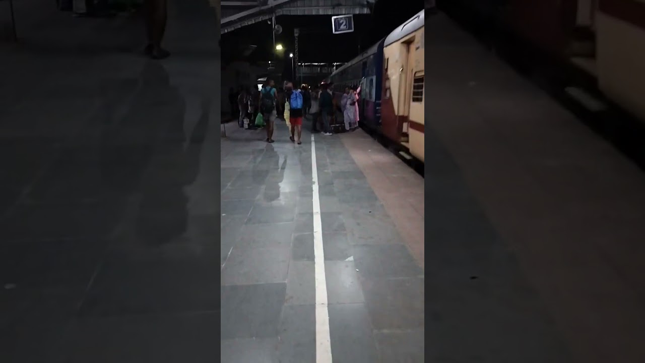 Arrival Moments: Unboarding from BG Express at Furkating 