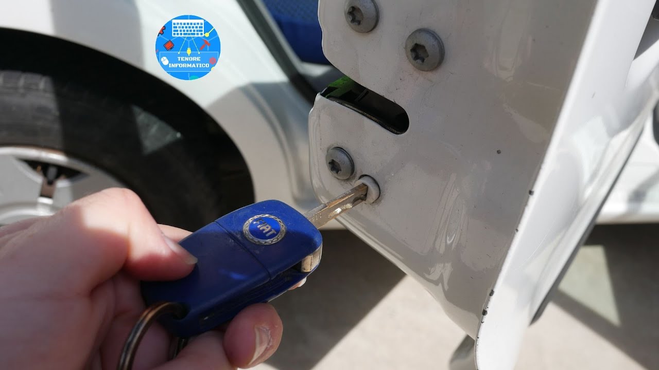 Come attivare la chiusura di sicurezza per bambini nella FIAT Panda 169