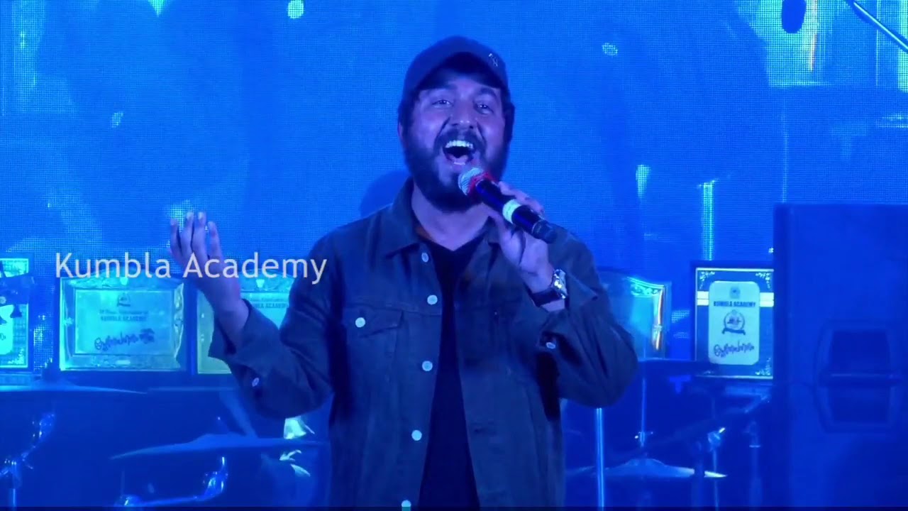 മണിക്യ മലരായ പൂവി Vineeth Sreenivasan at Kumbla academy