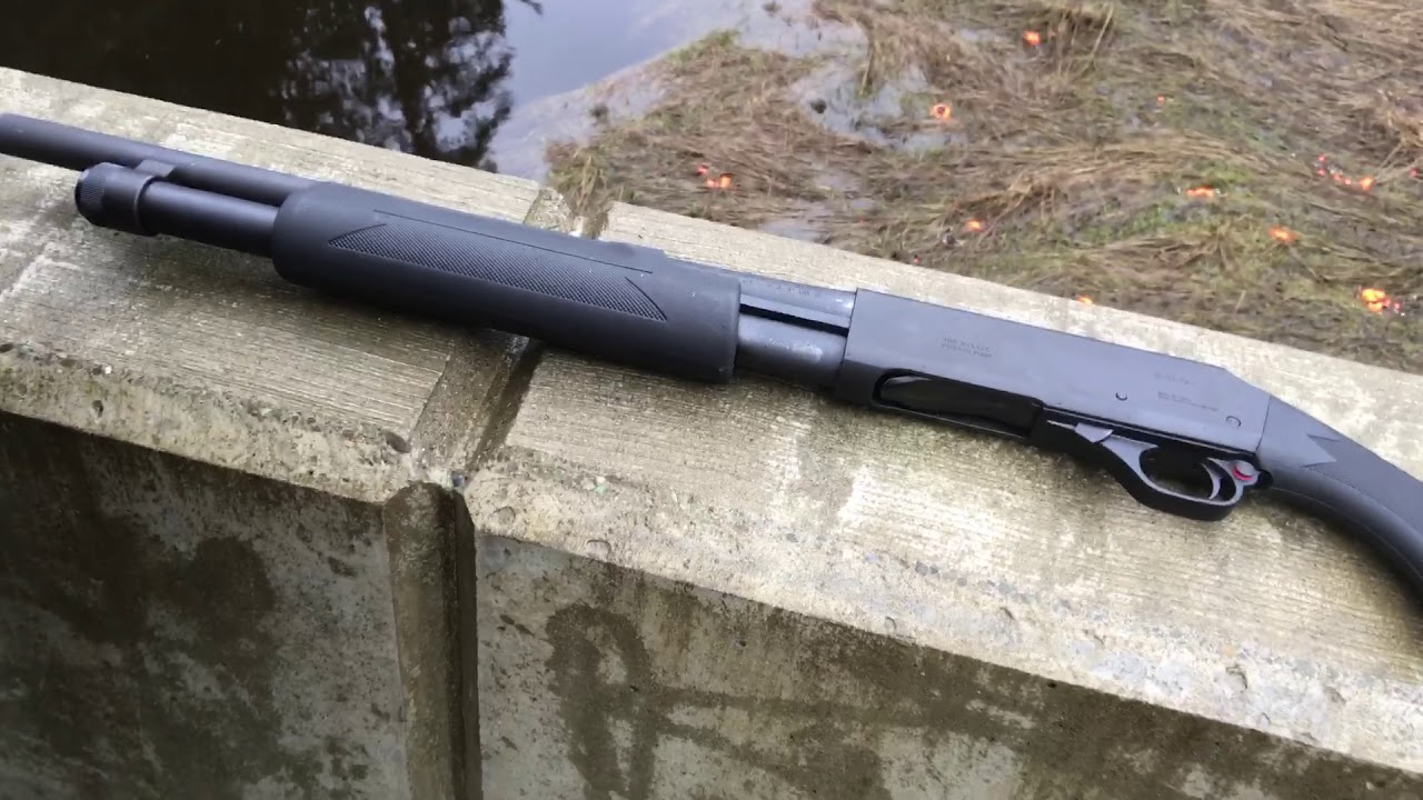 H&R 1871 Pardner Protector Pump Shotgun 6 Bullets Loading and Shooting