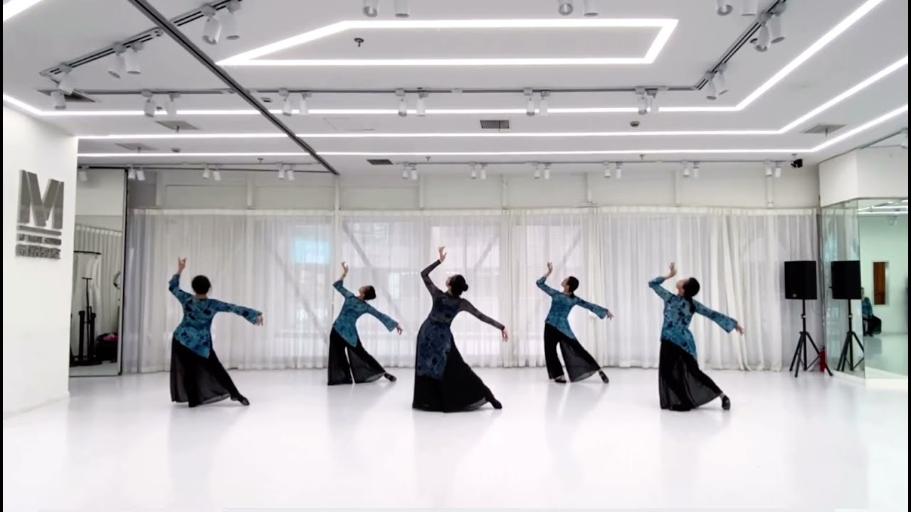 《画心》身韵组合一 贾晓宇