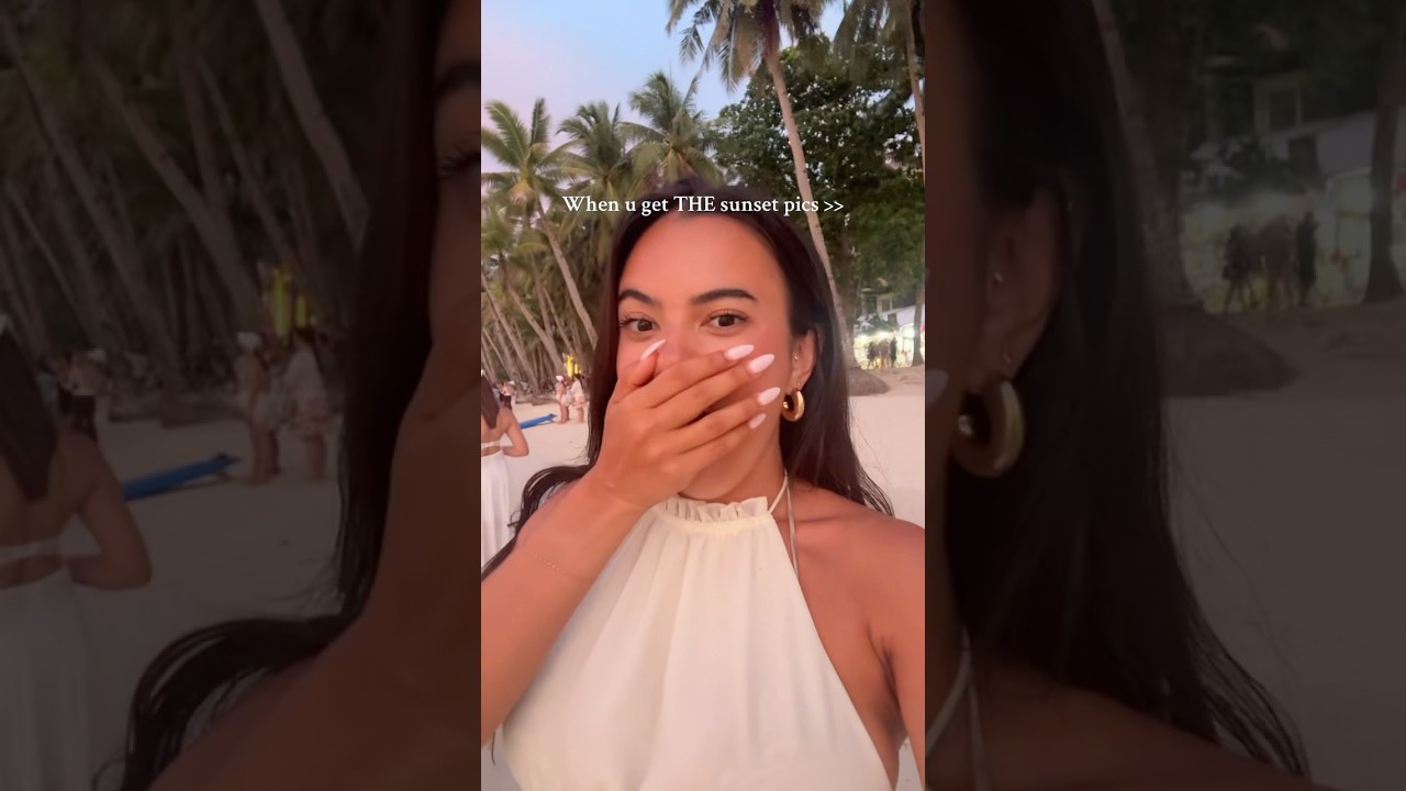 When you get THE sunset pics?!!! 🌅🏝️🇵🇭