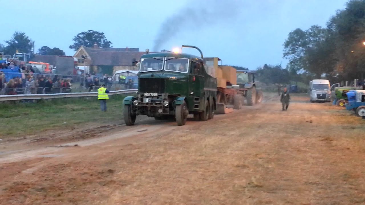 Scammell tractor pull at welland