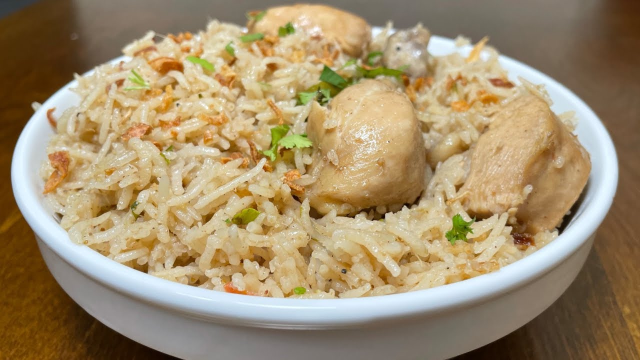 Chicken Yakhni Pulao | White Chicken Pulav | Chicken yakhni biryani | Chicken Pulao Recipe | Chicken
