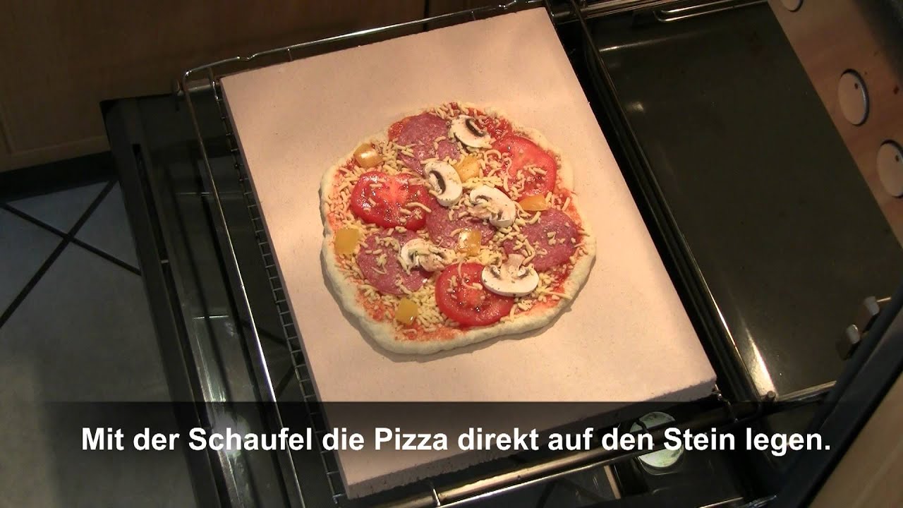 Pizzastein im Backofen