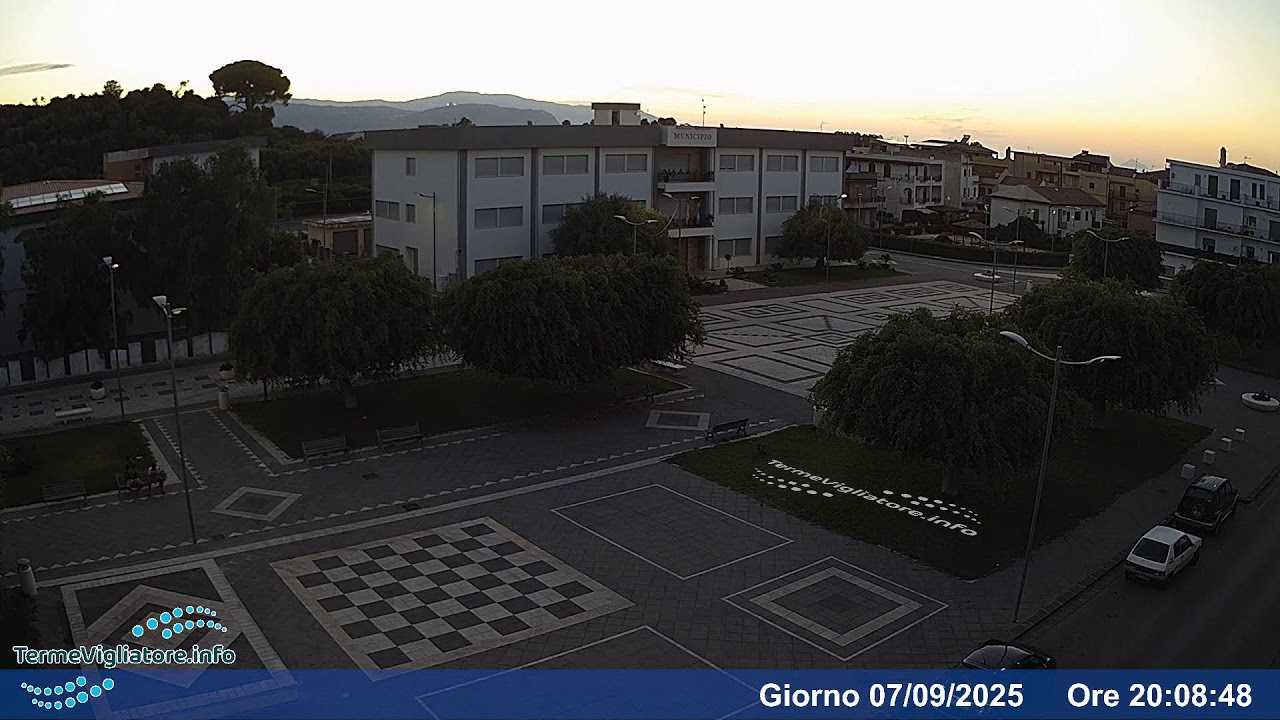 Live streaming dalla piazza Municipio di Terme Vigliatore (ME) - 24 ore non stop tutti i giorni