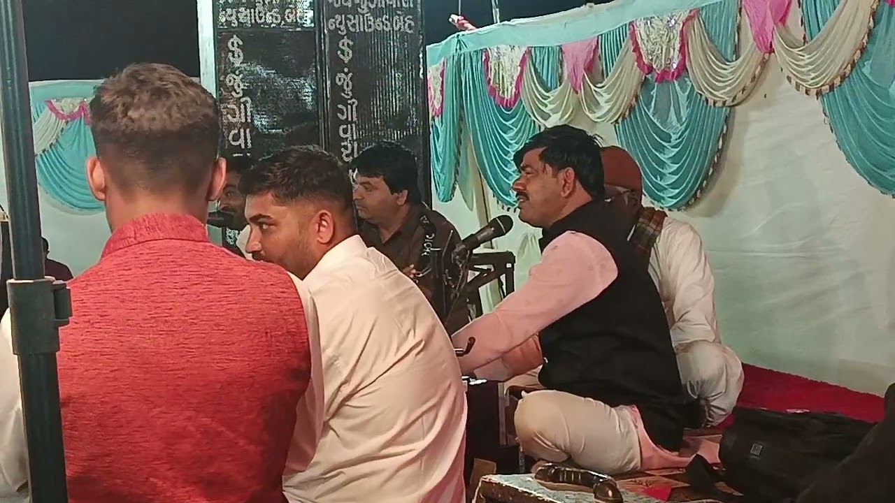 ચારણી રમત મણિયારો કલાકાર ભરત દાન ગઢવી સોનલ માં નું ભાવ 