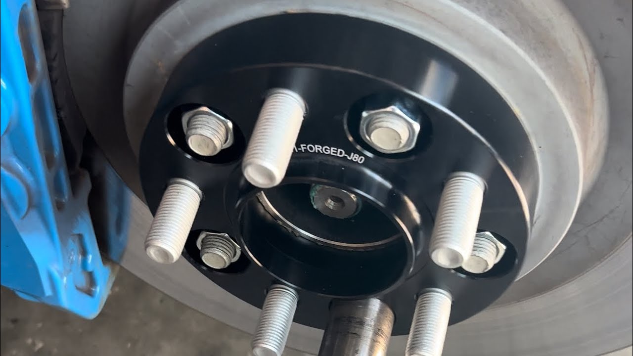 S650 Mustang gt  25mm spacers installation