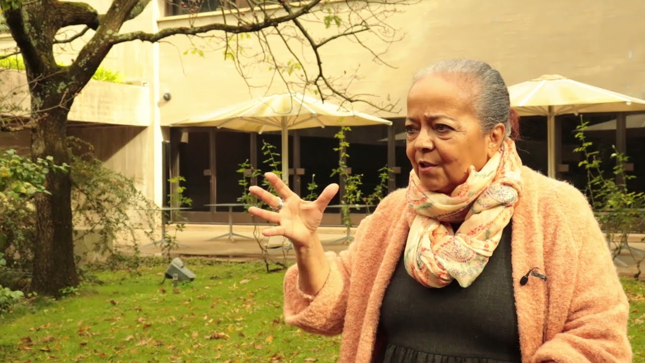 Ana Paula Tavares - Viver e escrever em trânsito: entre Angola e Portugal (parte 3)