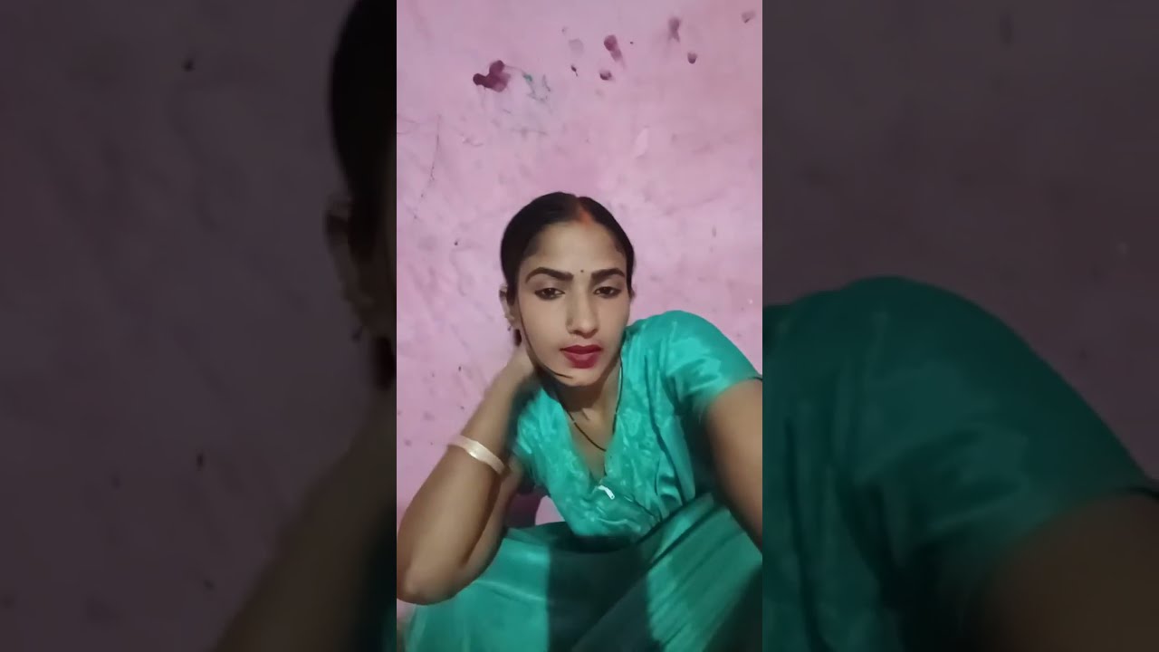 Chanda jaunpuriya is live